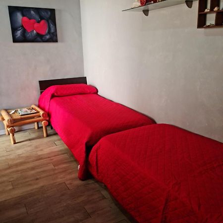 Апартаменты La Casa Di Mimi' Чефалу Экстерьер фото