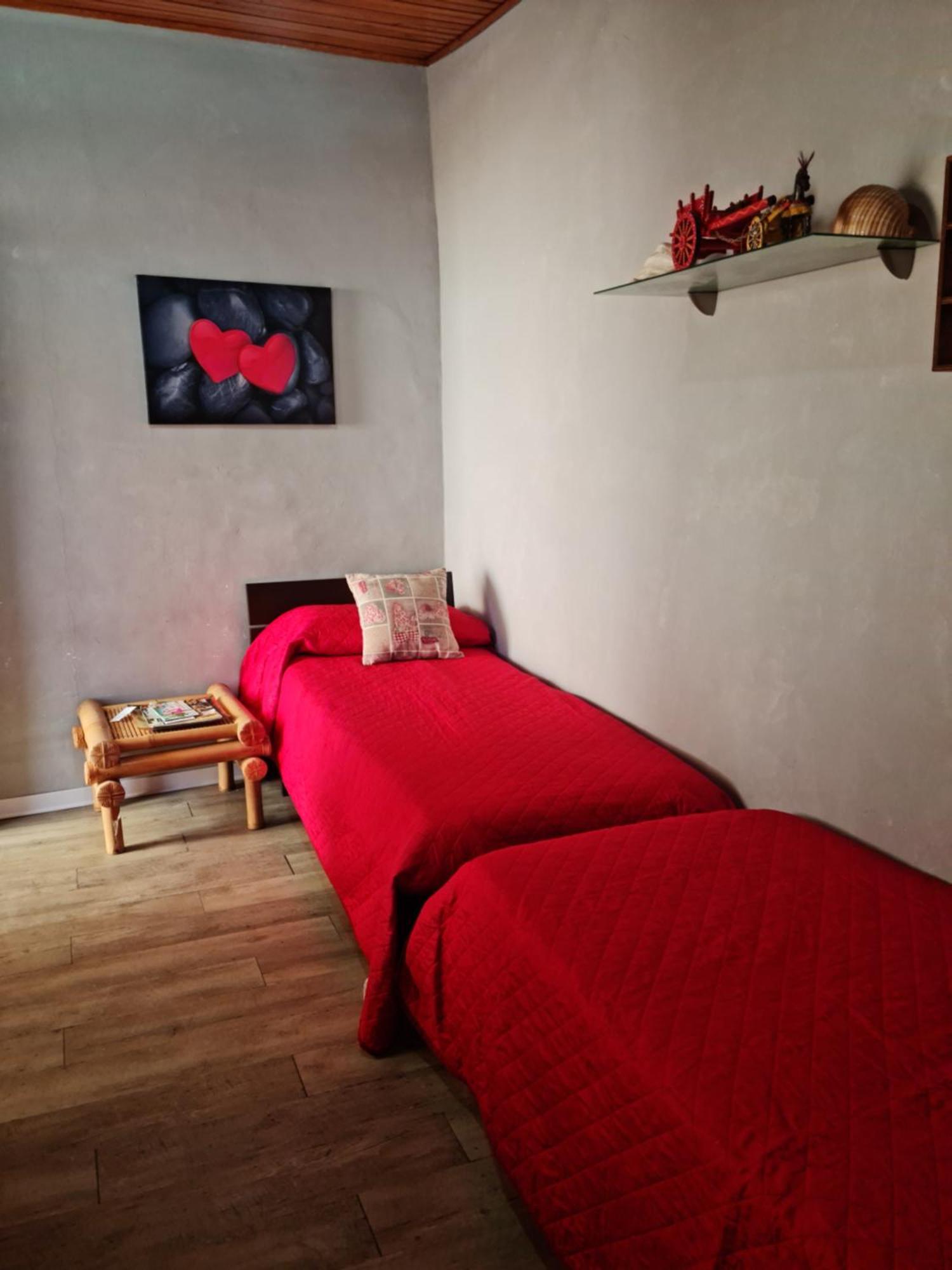 Апартаменты La Casa Di Mimi' Чефалу Экстерьер фото
