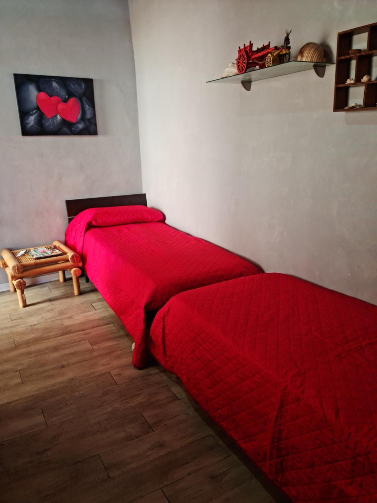 Апартаменты La Casa Di Mimi' Чефалу Экстерьер фото